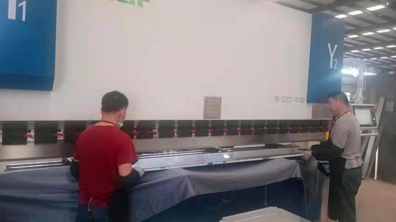 成都五轴加工车间：揭秘高效加工的秘密
